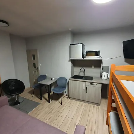 Goscinne Emilia 3* Międzywodzie